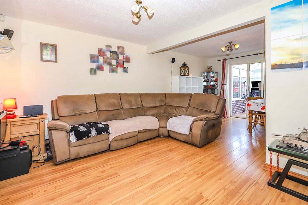 Property photo 2 of 13 Lounge/Diner