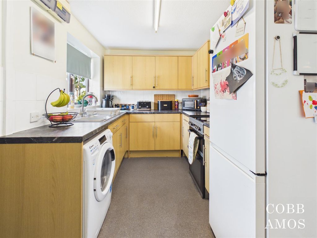 Property photo 3 of 13 Cam03722G0-Pr0127-Still001.Jpg