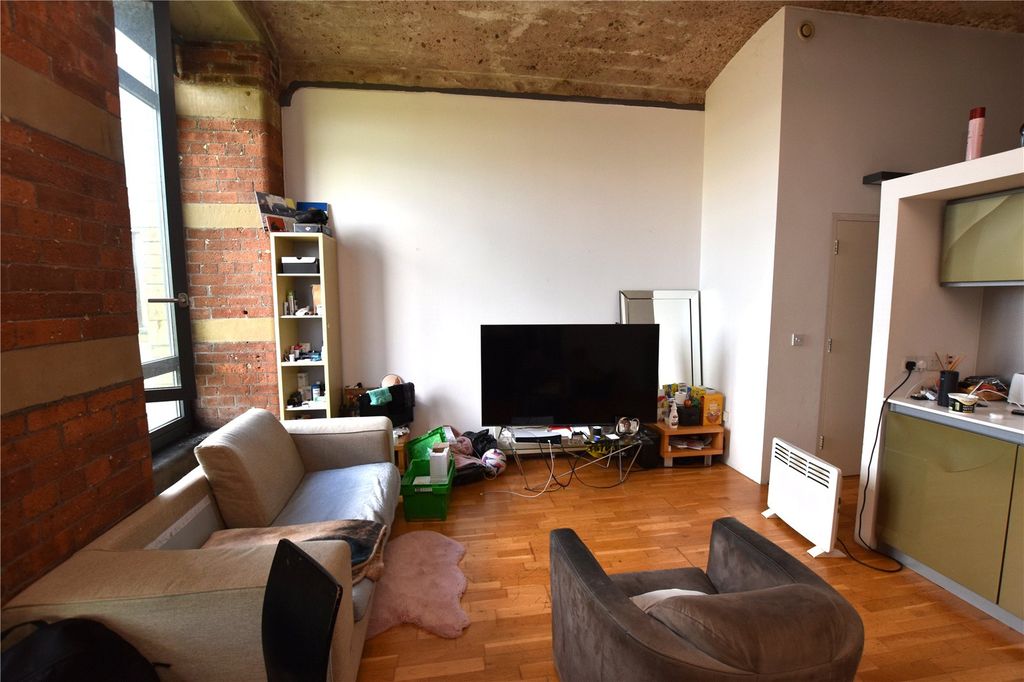 Property photo 3 of 8 Picture No. 03
