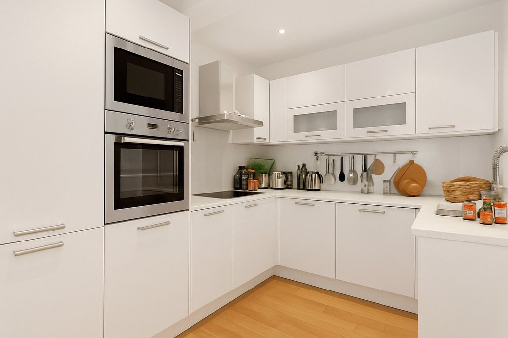 Property photo 2 of 15 Picture No. 24