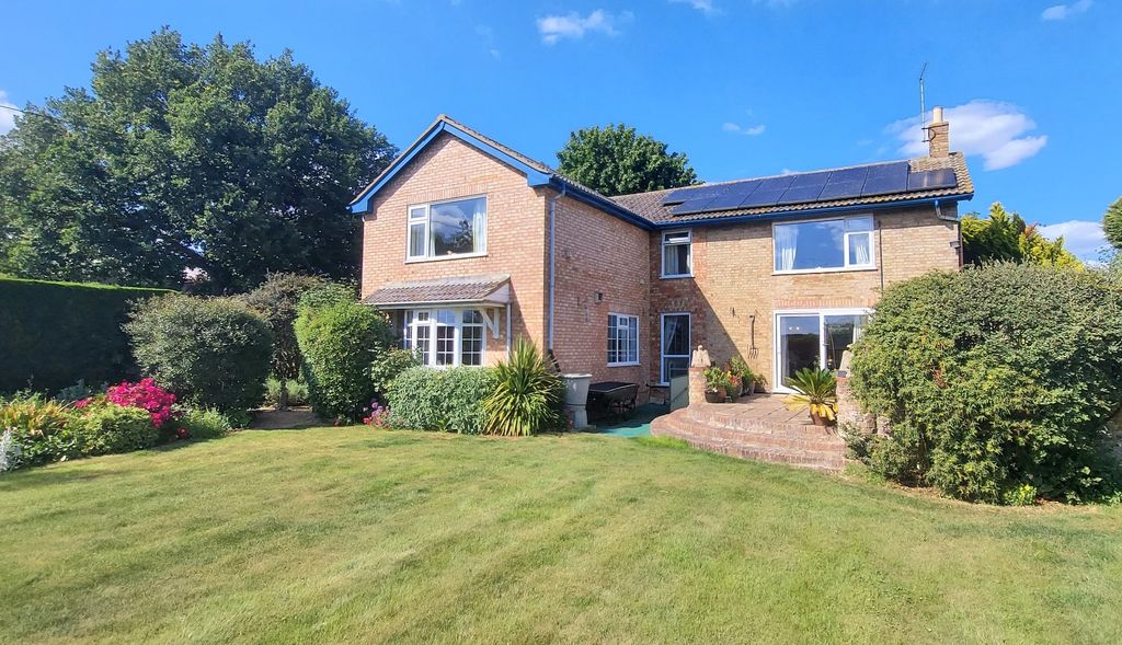 Property photo 1 of 12