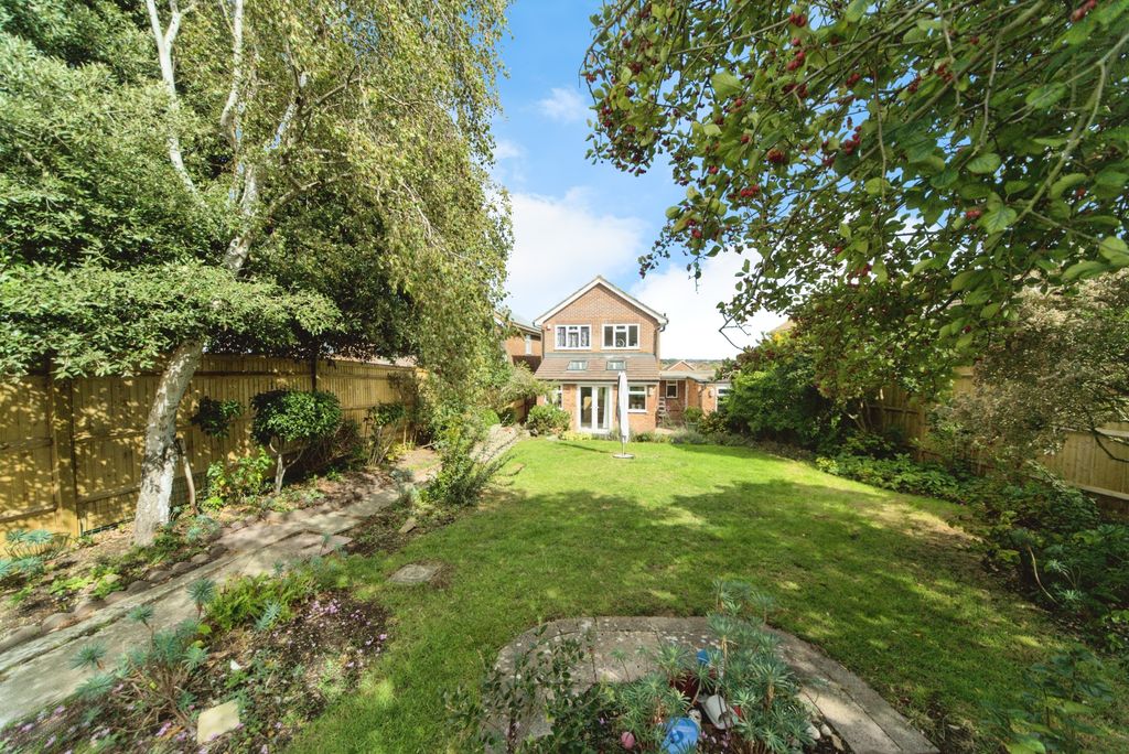 Property photo 2 of 18