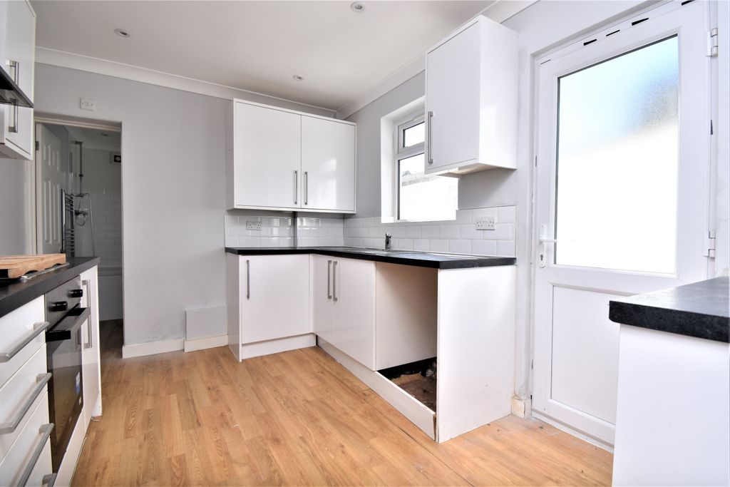 Property photo 3 of 4 Kitchen x2