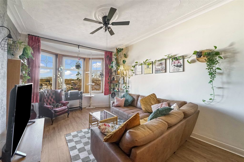 Property photo 2 of 15 Picture No. 46