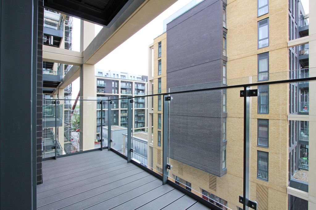 Property photo 2 of 6