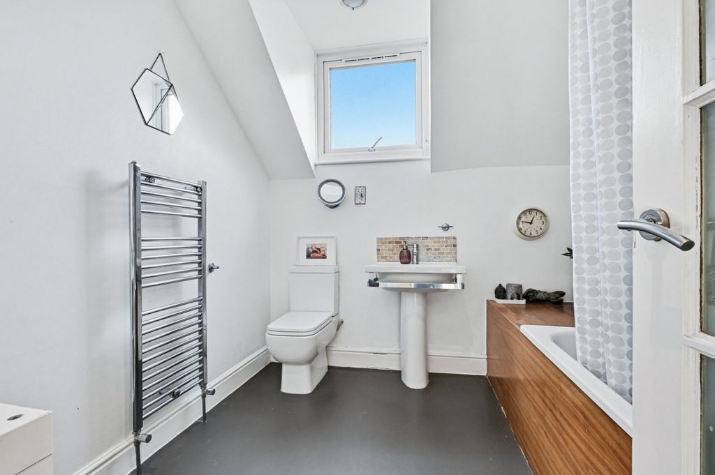 Property photo 3 of 12 Picture No. 09