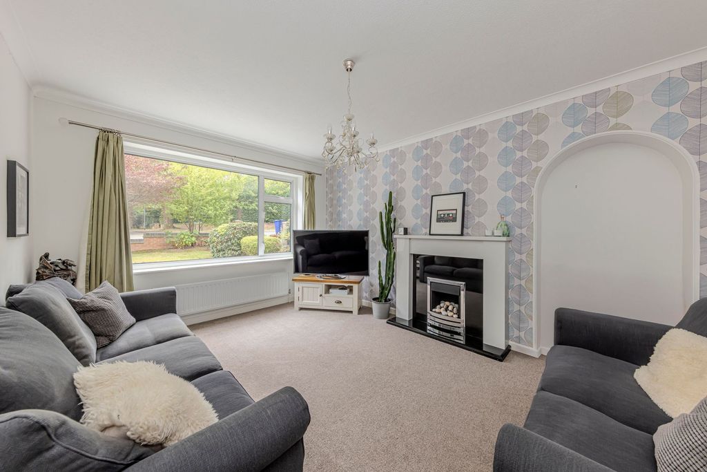 Property photo 3 of 40