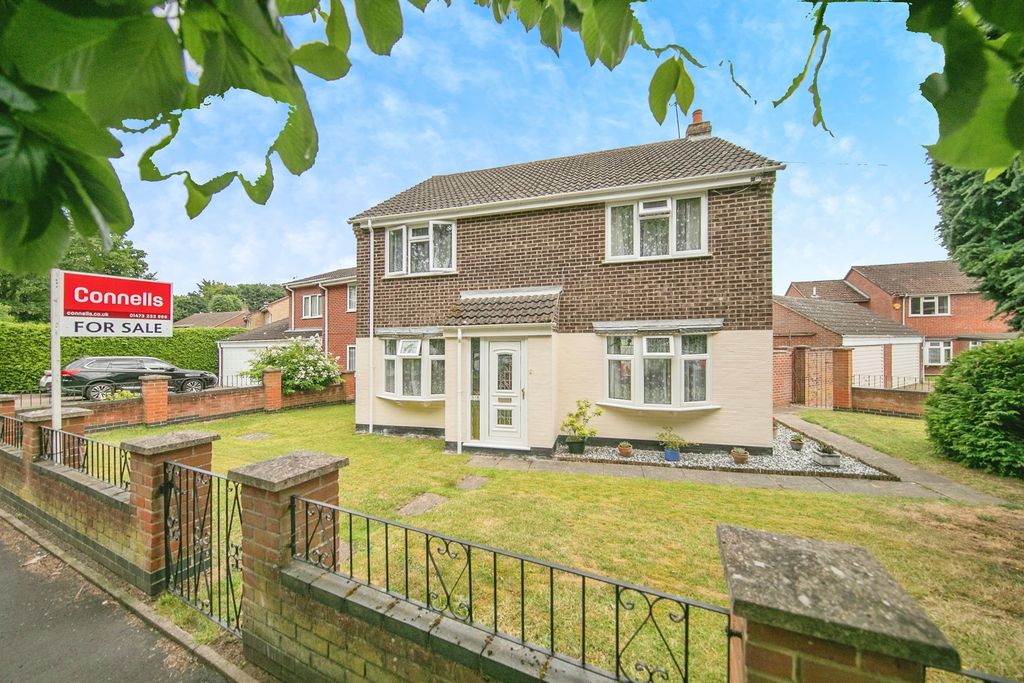 Property photo 1 of 17