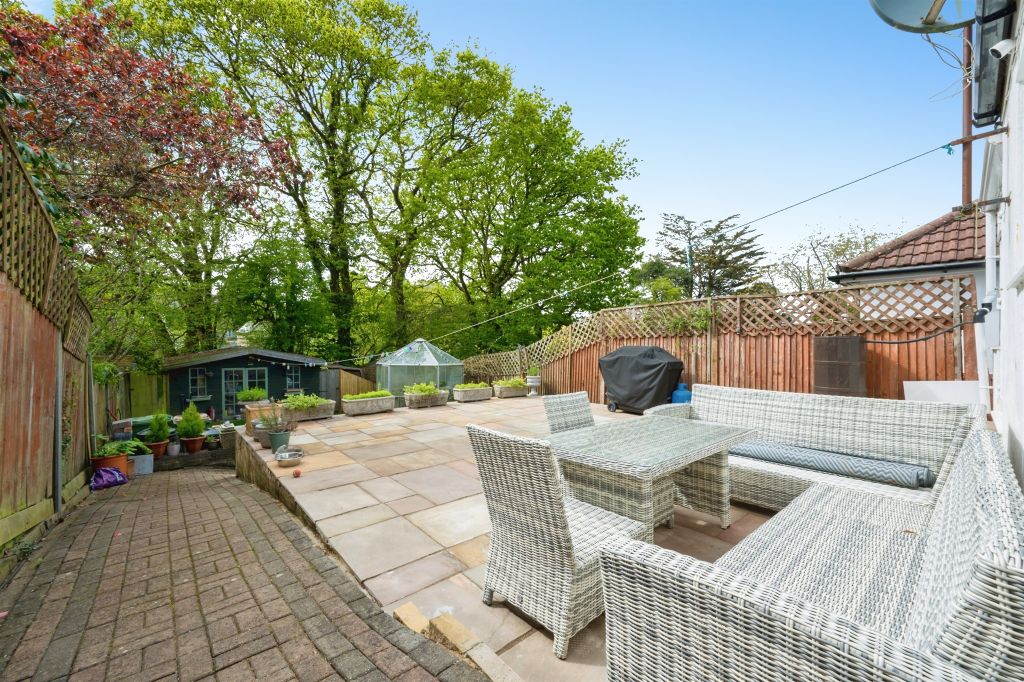 Property photo 3 of 13