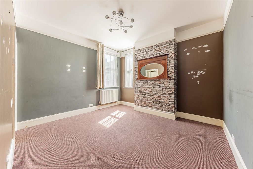 Property photo 3 of 29 L J Imaging-14.Jpg