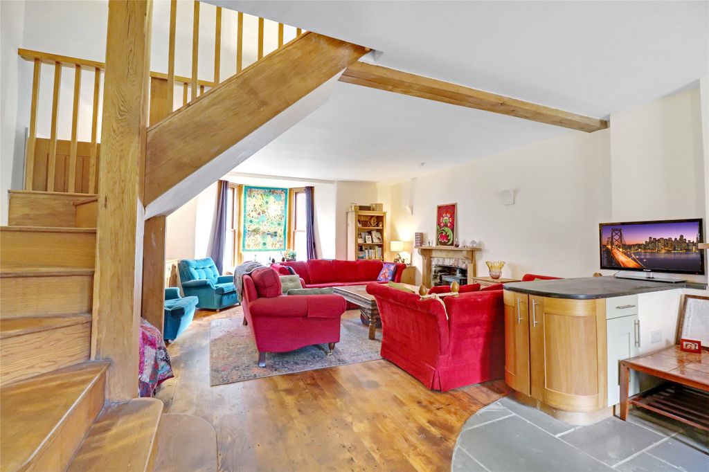 Property photo 2 of 15 Picture No. 07