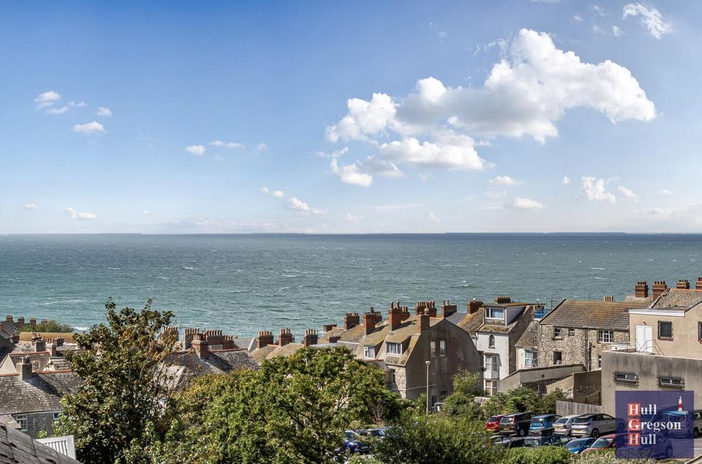 Property photo 2 of 22 22E6176A-8B32-4B49-8c39-A35560c499Aa.Jpg