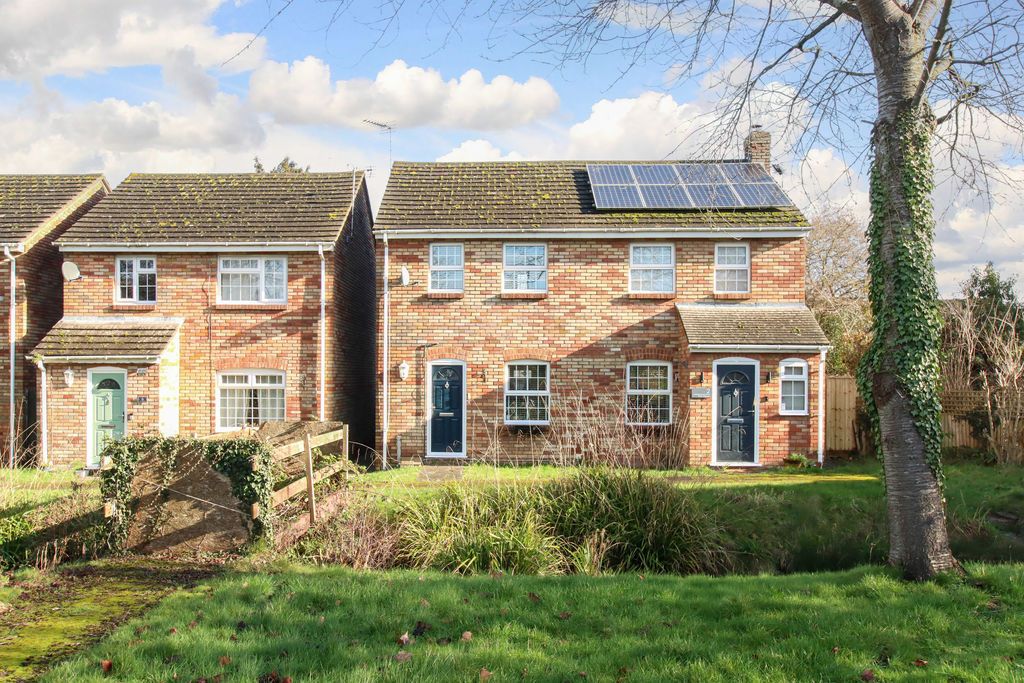 Property photo 1 of 12 Photo 10