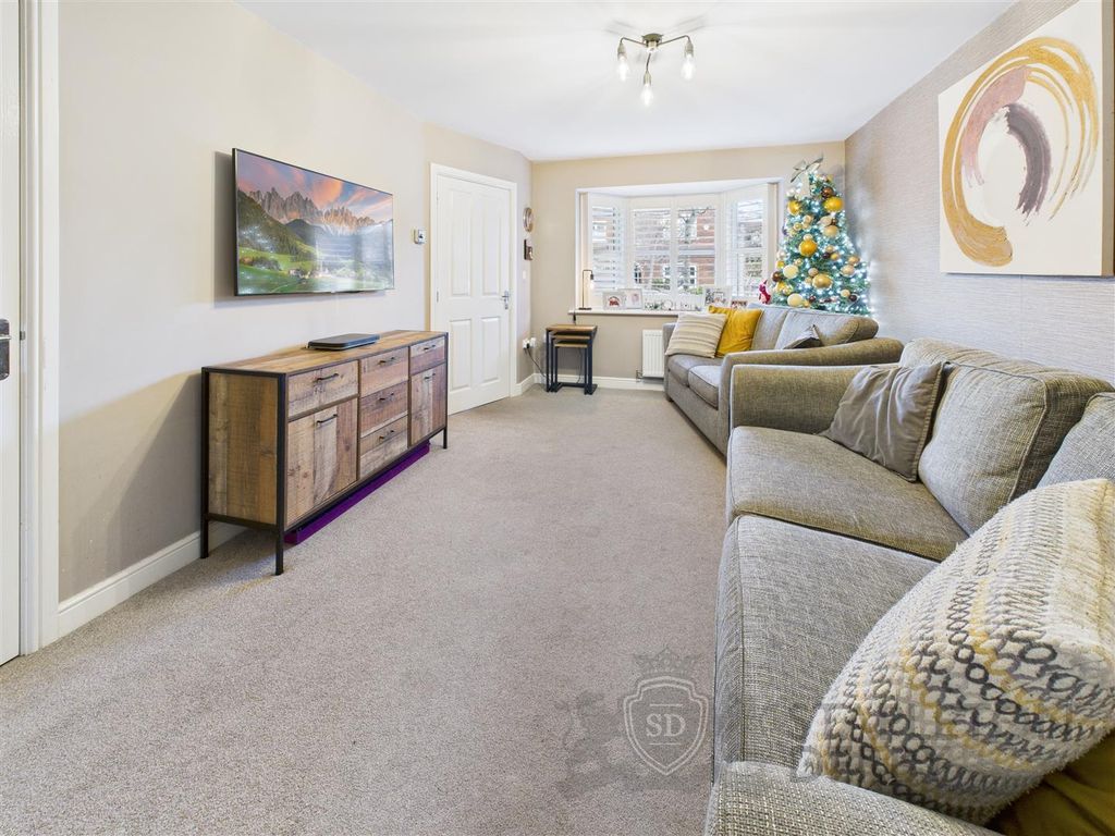 Property photo 3 of 19 Cam04709G0-Pr0281-Still004.Jpg