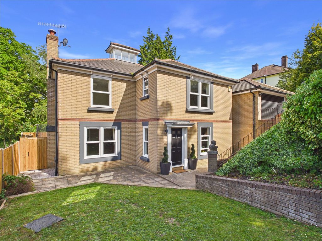 Property photo 1 of 16 Picture No. 18