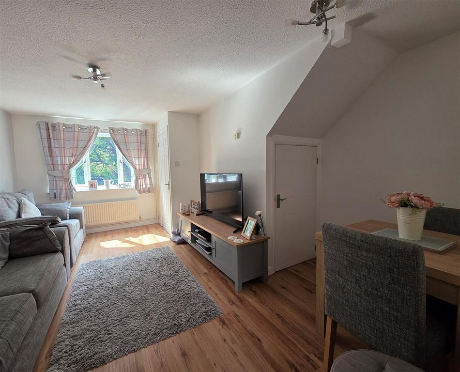Property photo 3 of 14