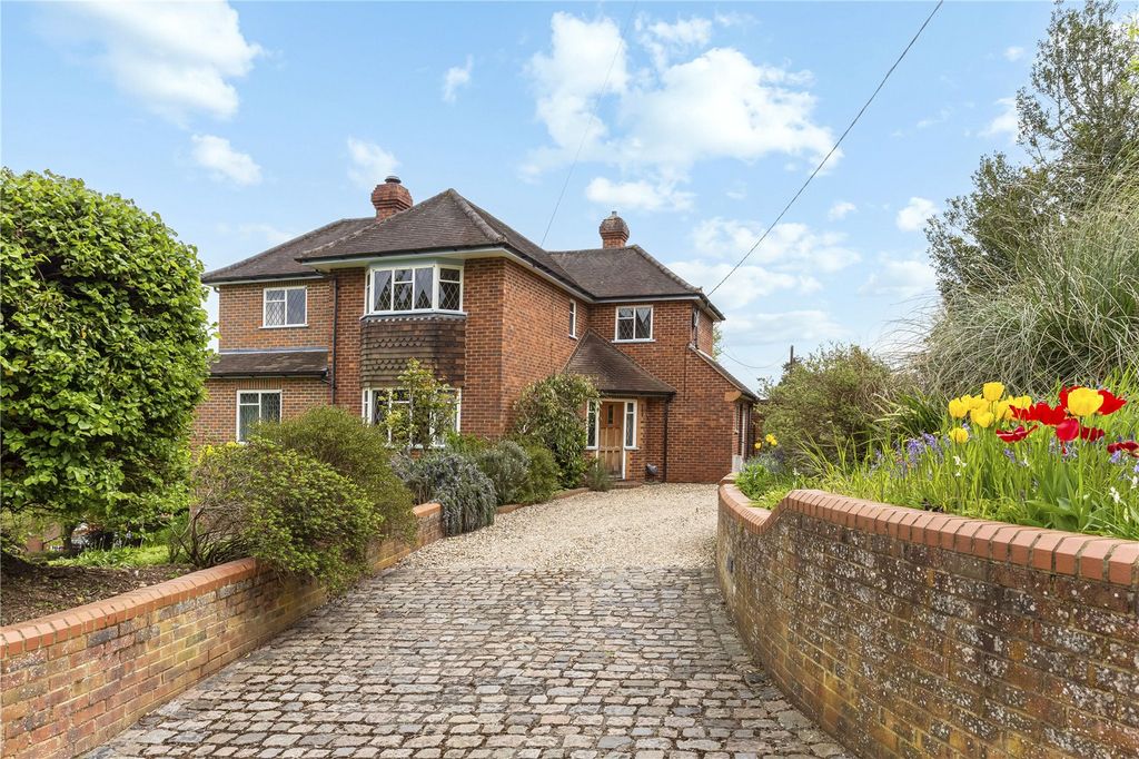 Property photo 1 of 12 Frontage