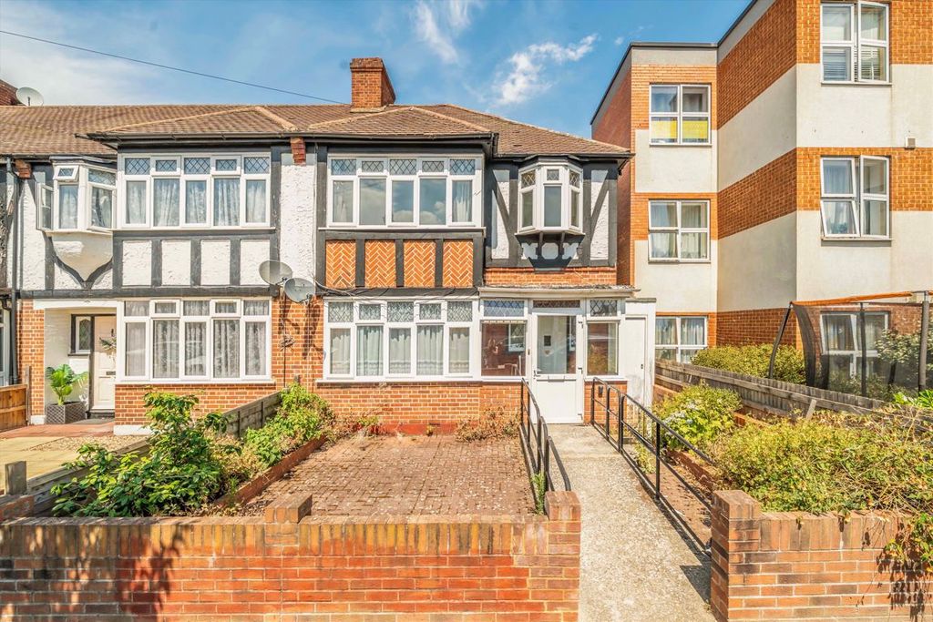 Property photo 1 of 8