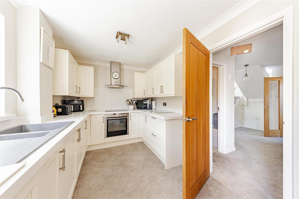 Property photo 3 of 28 L J Imaging-17.Jpg