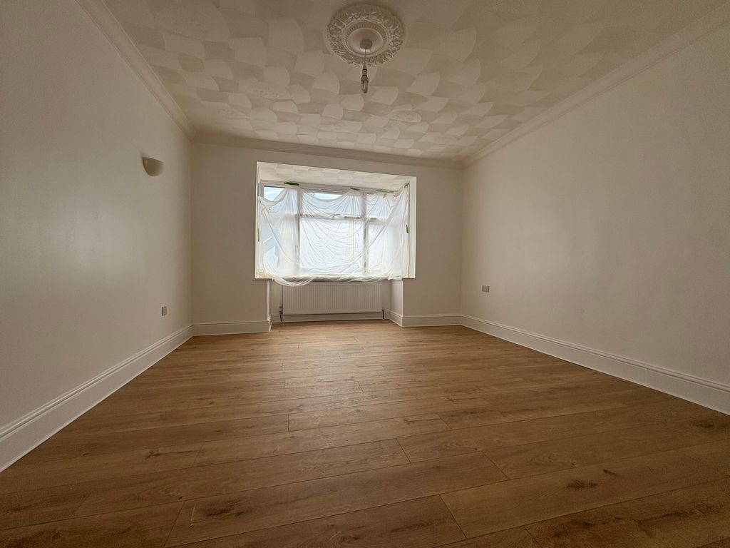 Property photo 2 of 12 Img_0576
