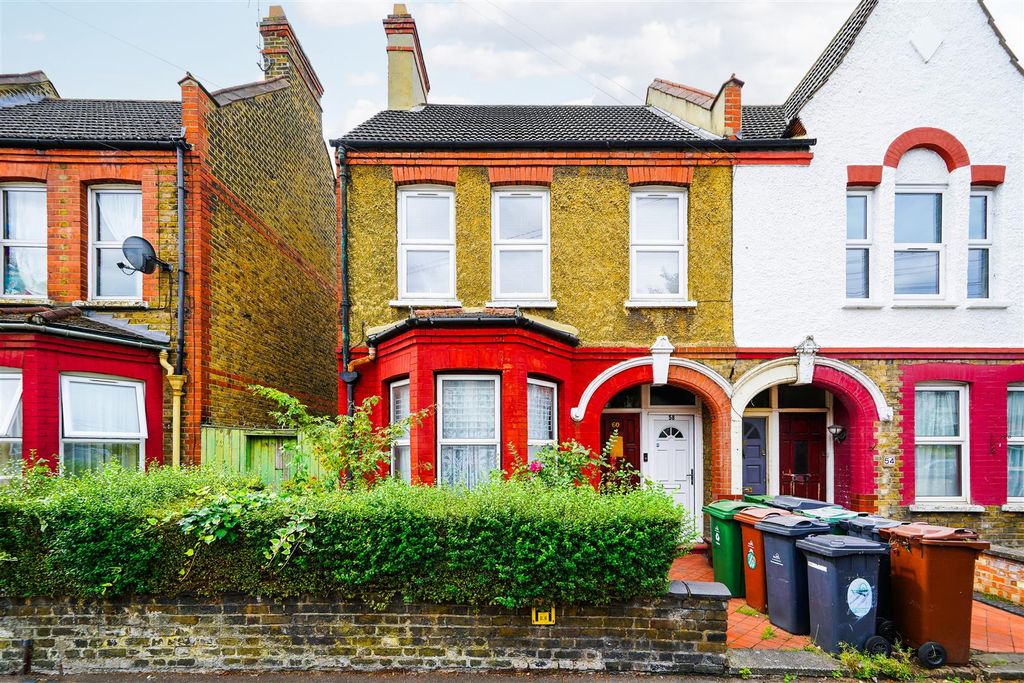 Property photo 1 of 15 60 Bloxhall Road-13.Jpg