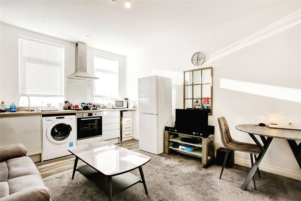 Property photo 1 of 10 Picture No. 01