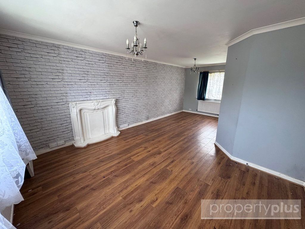 Property photo 3 of 11 Picture No. 08