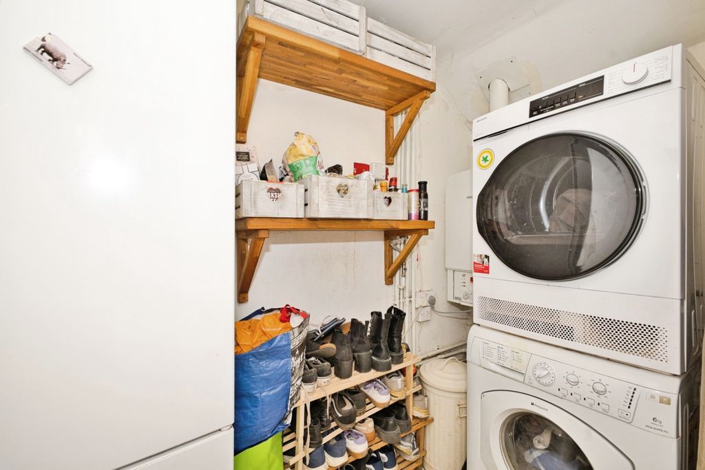 Property photo 3 of 14 Pbox-Img.Jpg