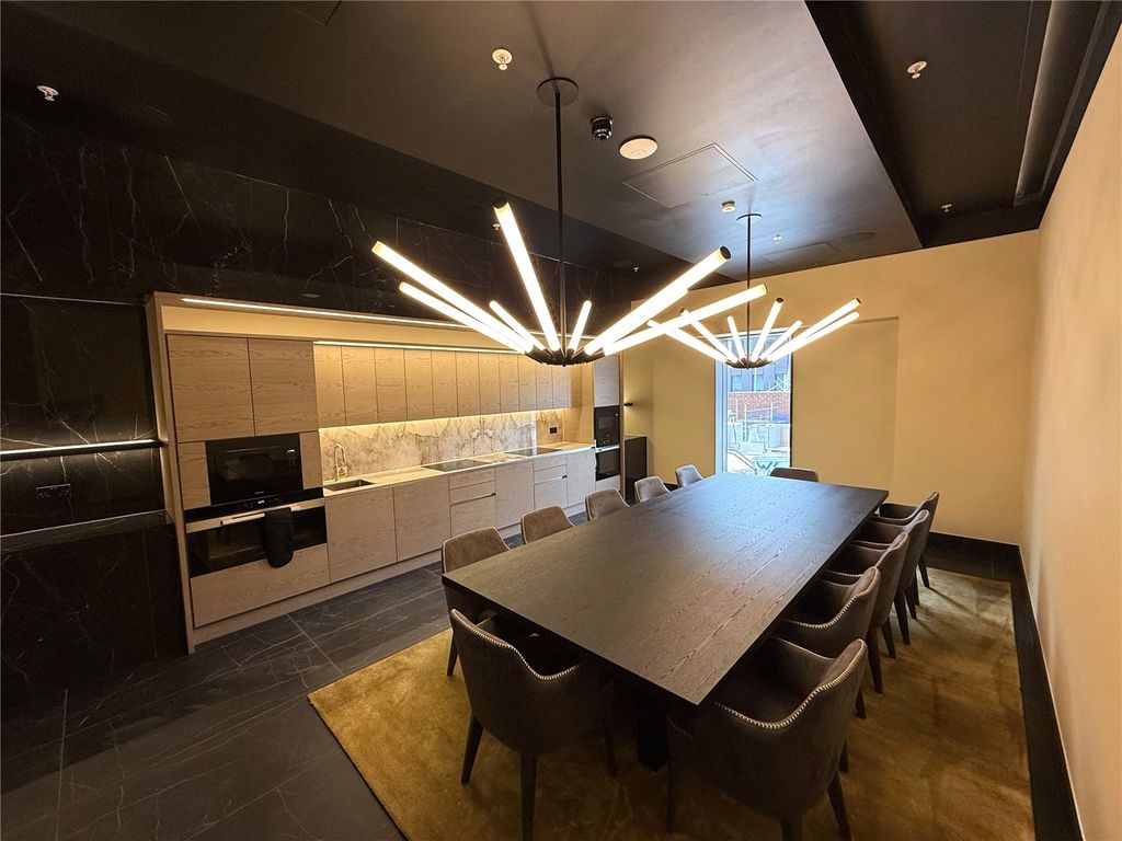 Property photo 3 of 18 Picture No. 16