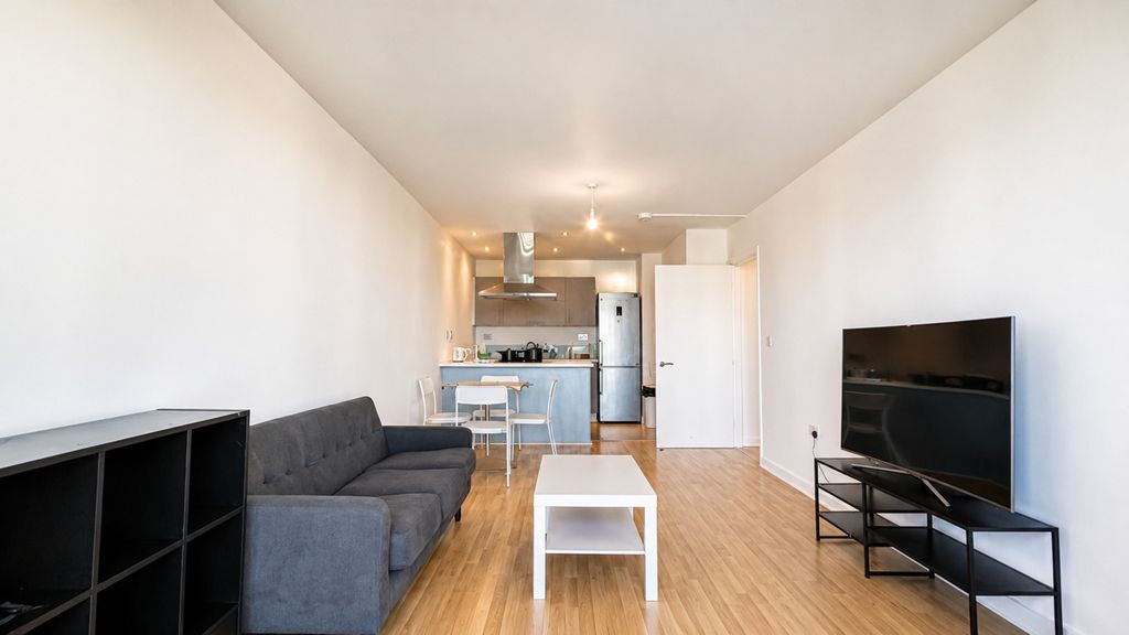 Property photo 1 of 33