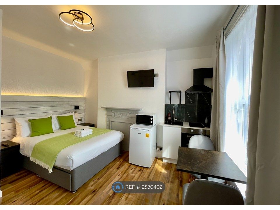 Property photo 1 of 4