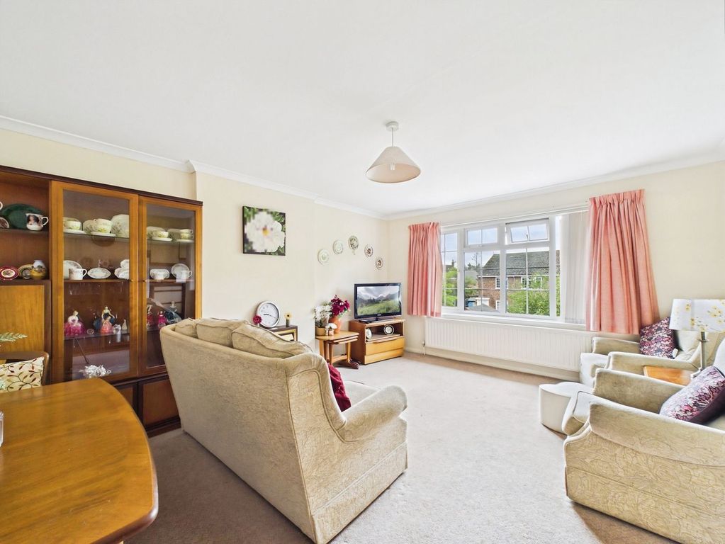 Property photo 2 of 16