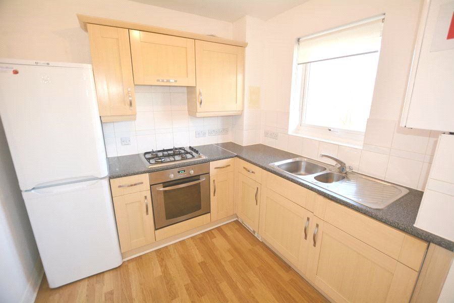 Property photo 3 of 7 Kitchen