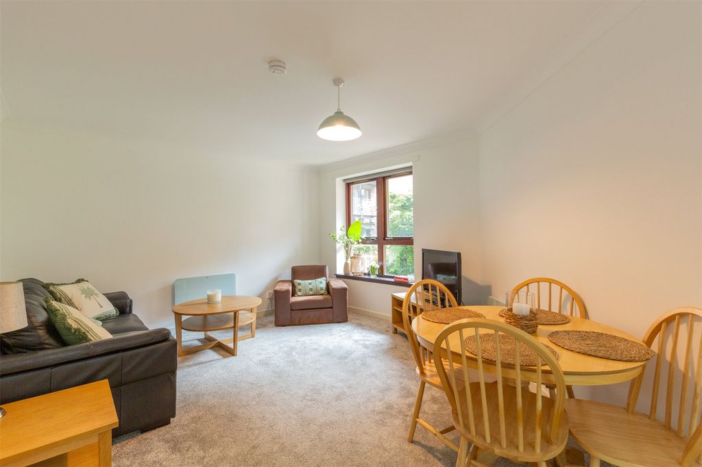 Property photo 3 of 12 Picture No. 09