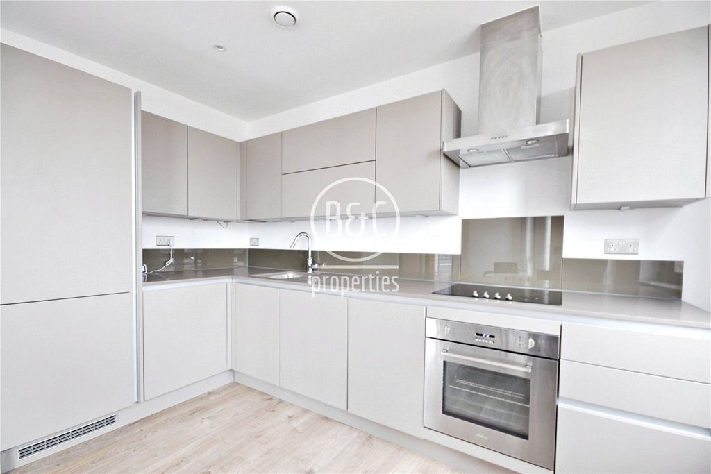Property photo 3 of 10 Picture No. 02