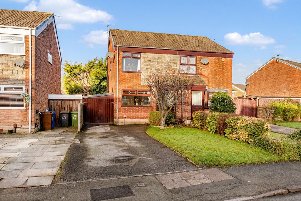 Property photo 1 of 27