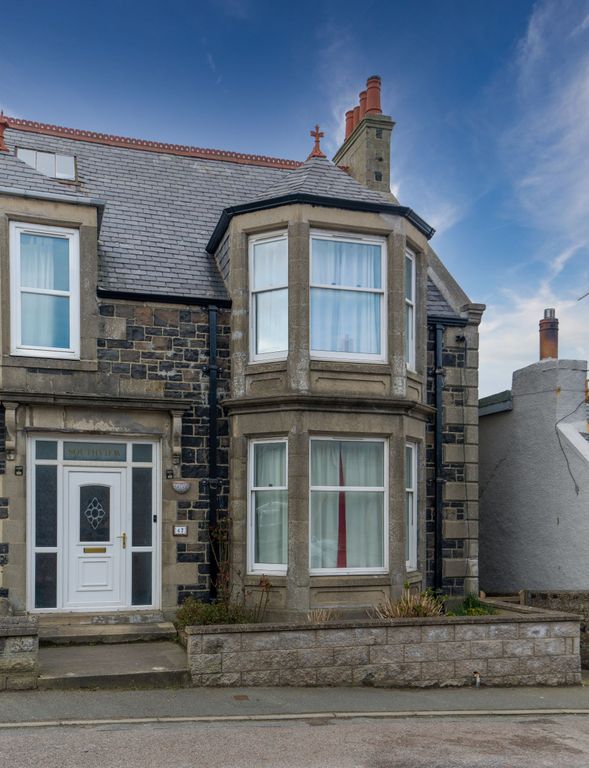 Property photo 3 of 42