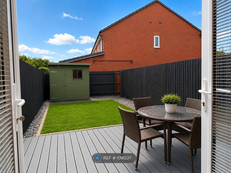 Property photo 2 of 13