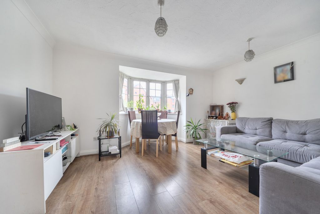 Property photo 2 of 15 1455793-3-69Fe63F...