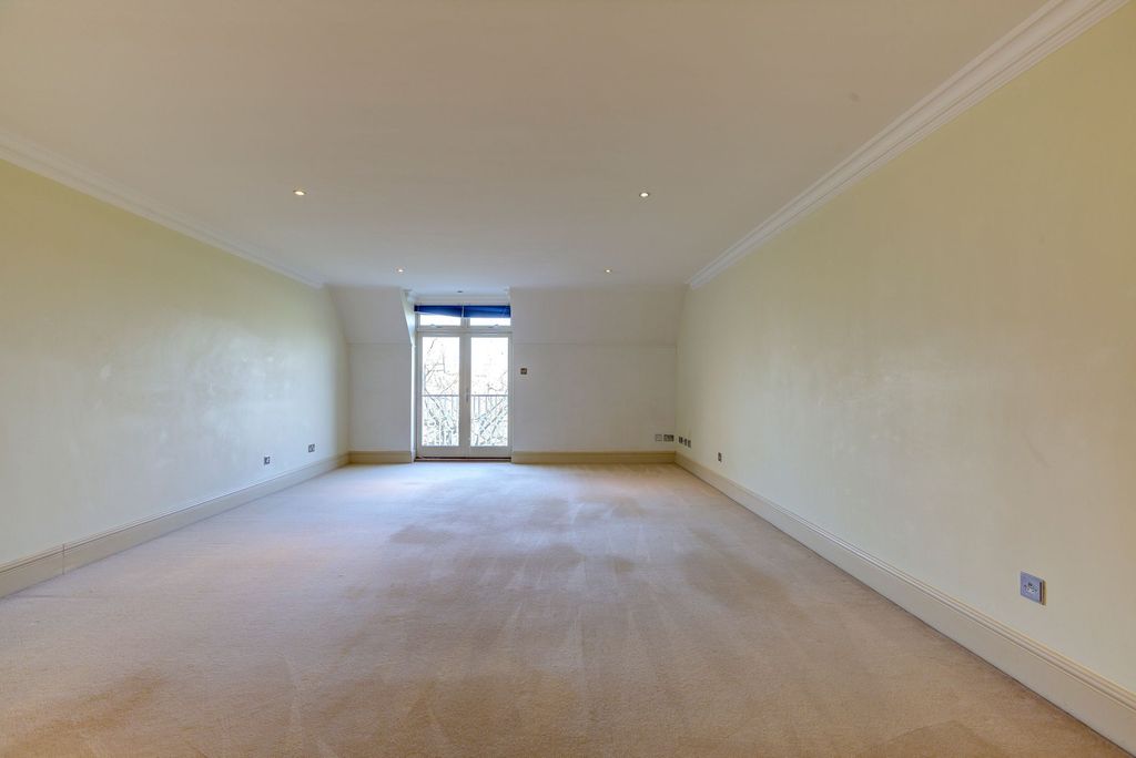 Additional image 8 of 2 bed flat for saleChateau Royale, Grouville JE3