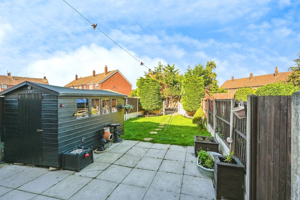 Property photo 3 of 17 Photo