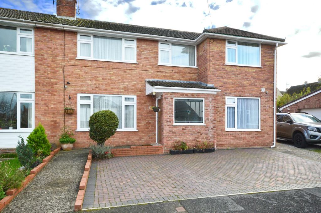 Property photo 1 of 26 Outside