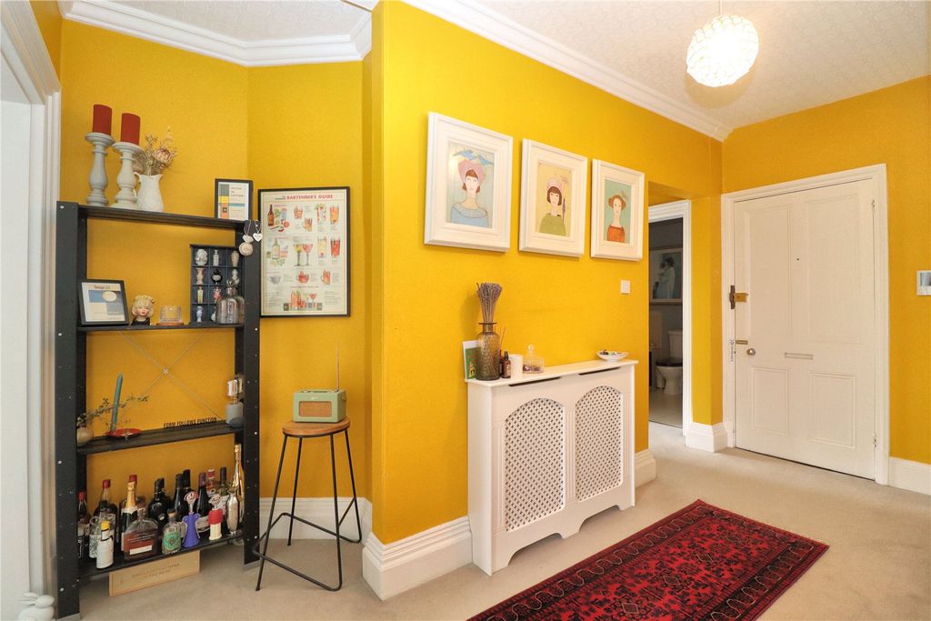 Property photo 2 of 21 Picture No. 20