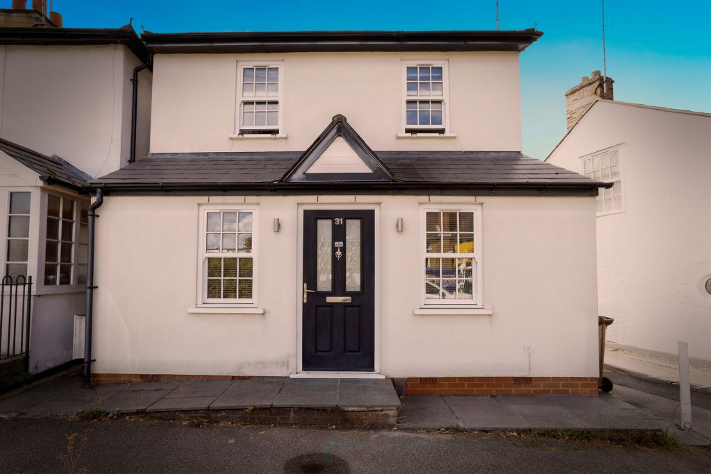 Property photo 1 of 21