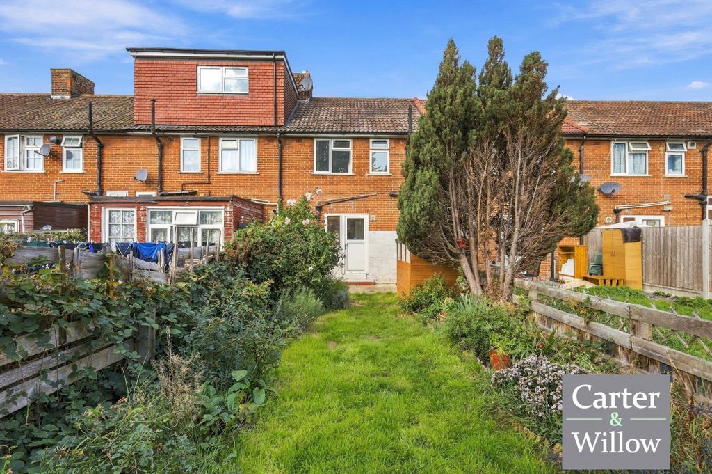 Property photo 2 of 18
