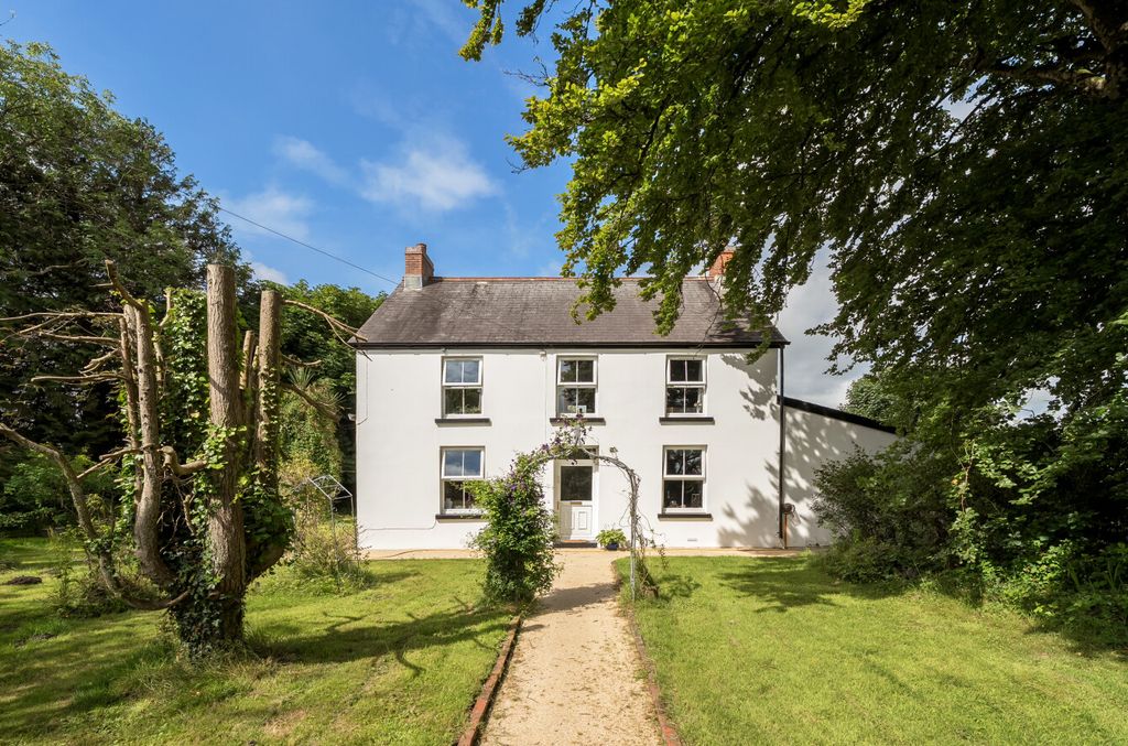 Property photo 1 of 24