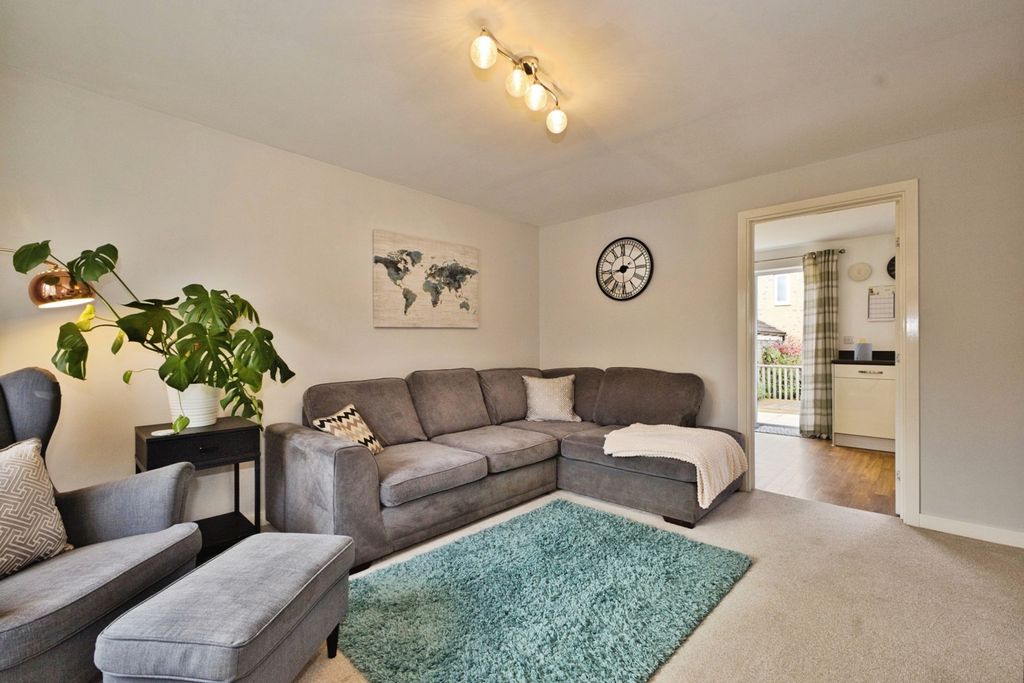 Property photo 2 of 20 Pbox-Img.Jpg