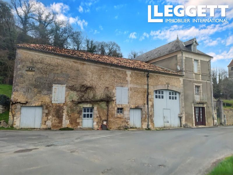 Property photo 2 of 10