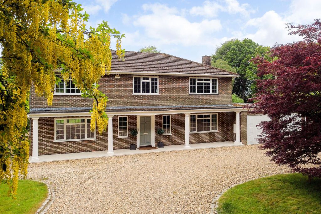 Property photo 1 of 16