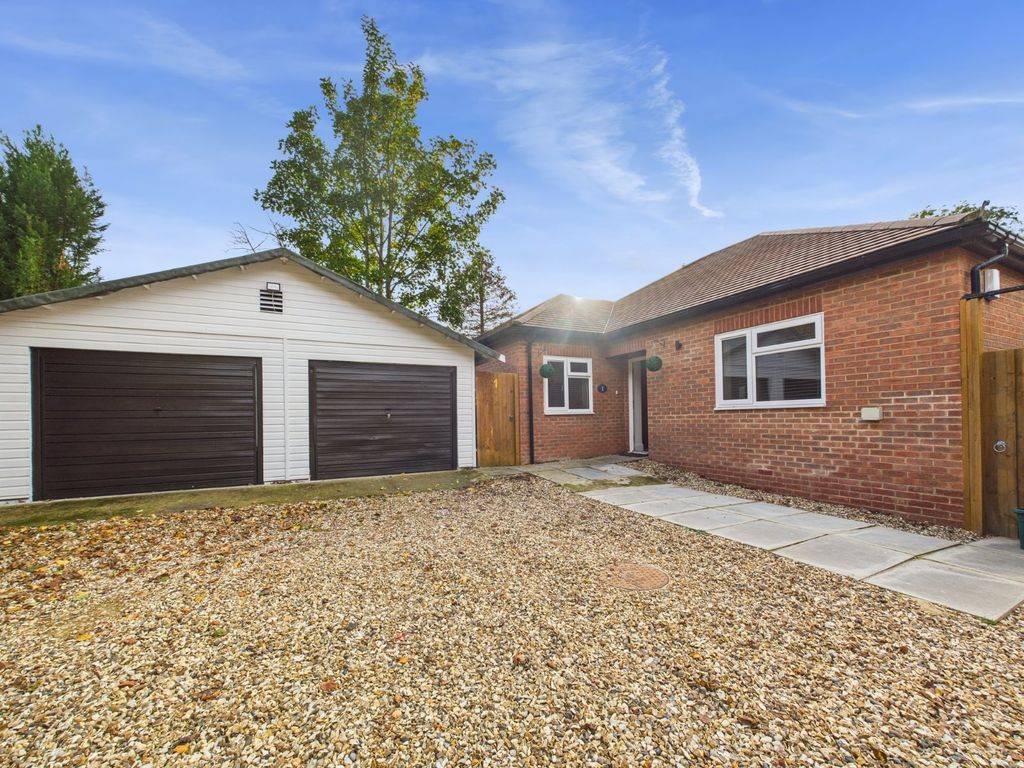 Property photo 1 of 15 Picture No. 14